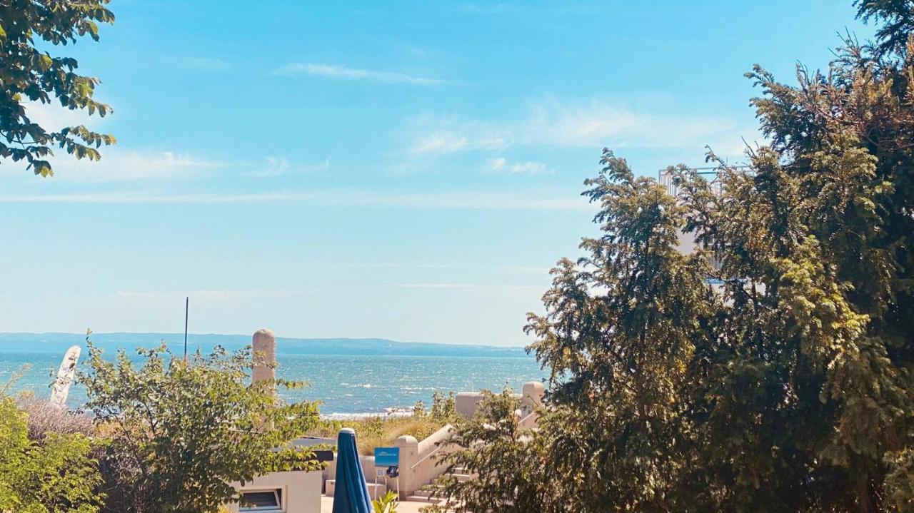 Haus Am Strand Juliusruh Exteriör bild